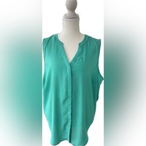 Apt. 9 Women's Vibrant Green Sleeveless Blouse